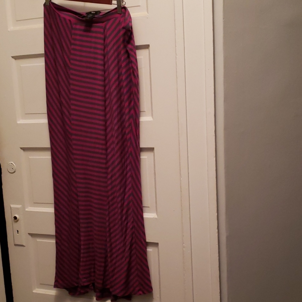 Ladies large stripe maxi skirt